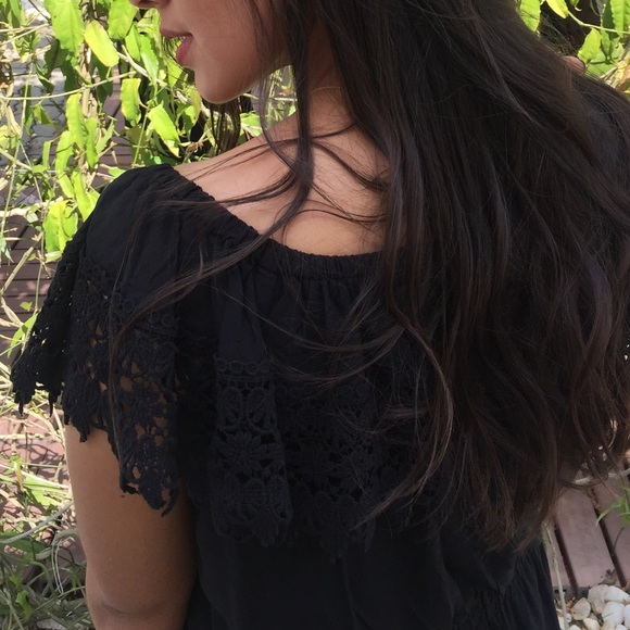 Lace + Viscose black dress - Picture 3 of 8
